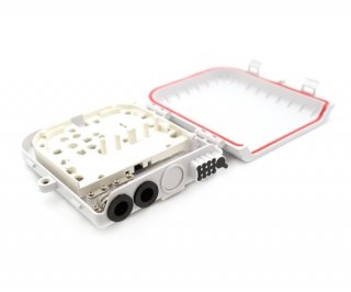 8 Adapter Slot 16 Splice Termination Box 10 Ports